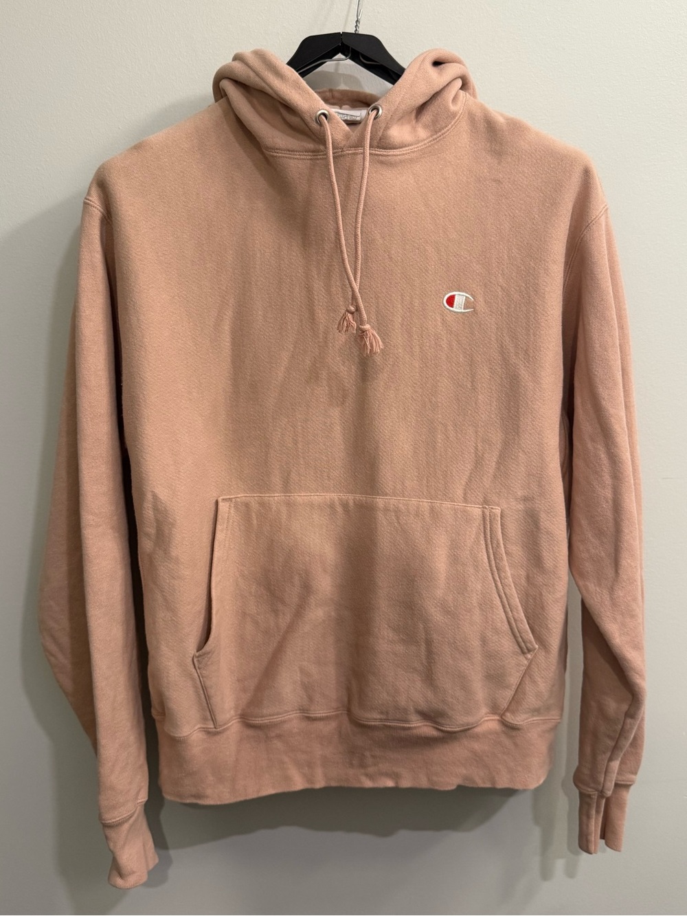 Champion Reverse Weave Hoodie
Sweatshirt - Pink/Salmon - L